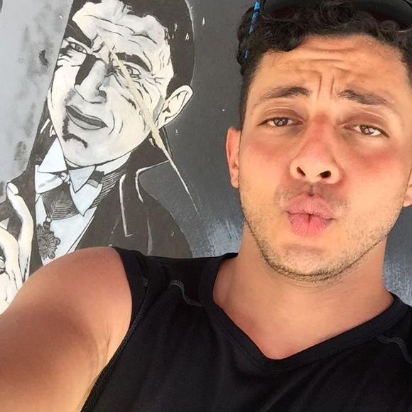 Meet your Posher, Mahmoud - Picture 1 of 1